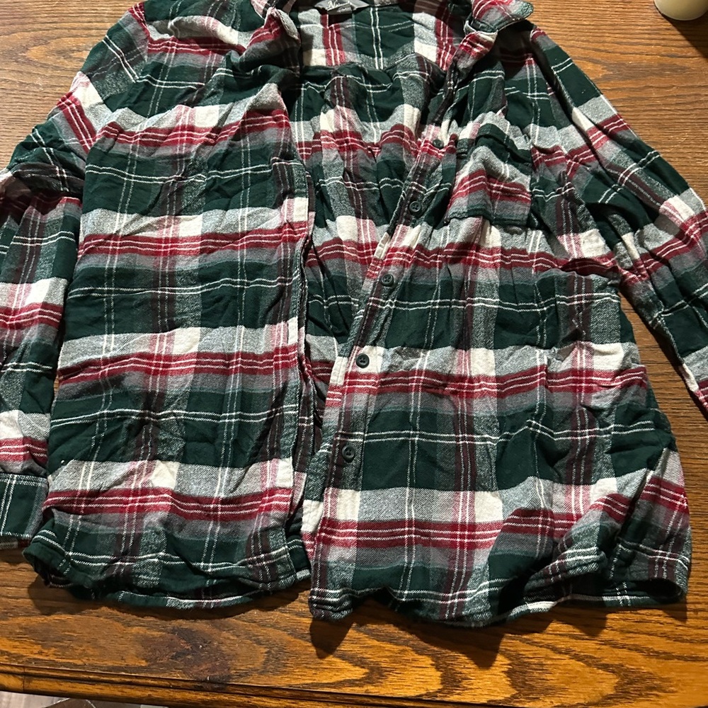 Natural Reflections Plaid Shirt in Green and Red